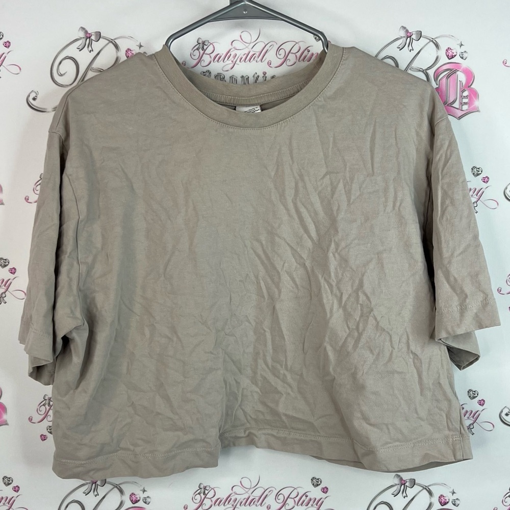 J.o & co tshirt tee cream Beige Crop Top cropped short style shirt grey